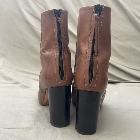 Isabel Marant Garett leather ankle boot size 36 - Picture 2 of 6